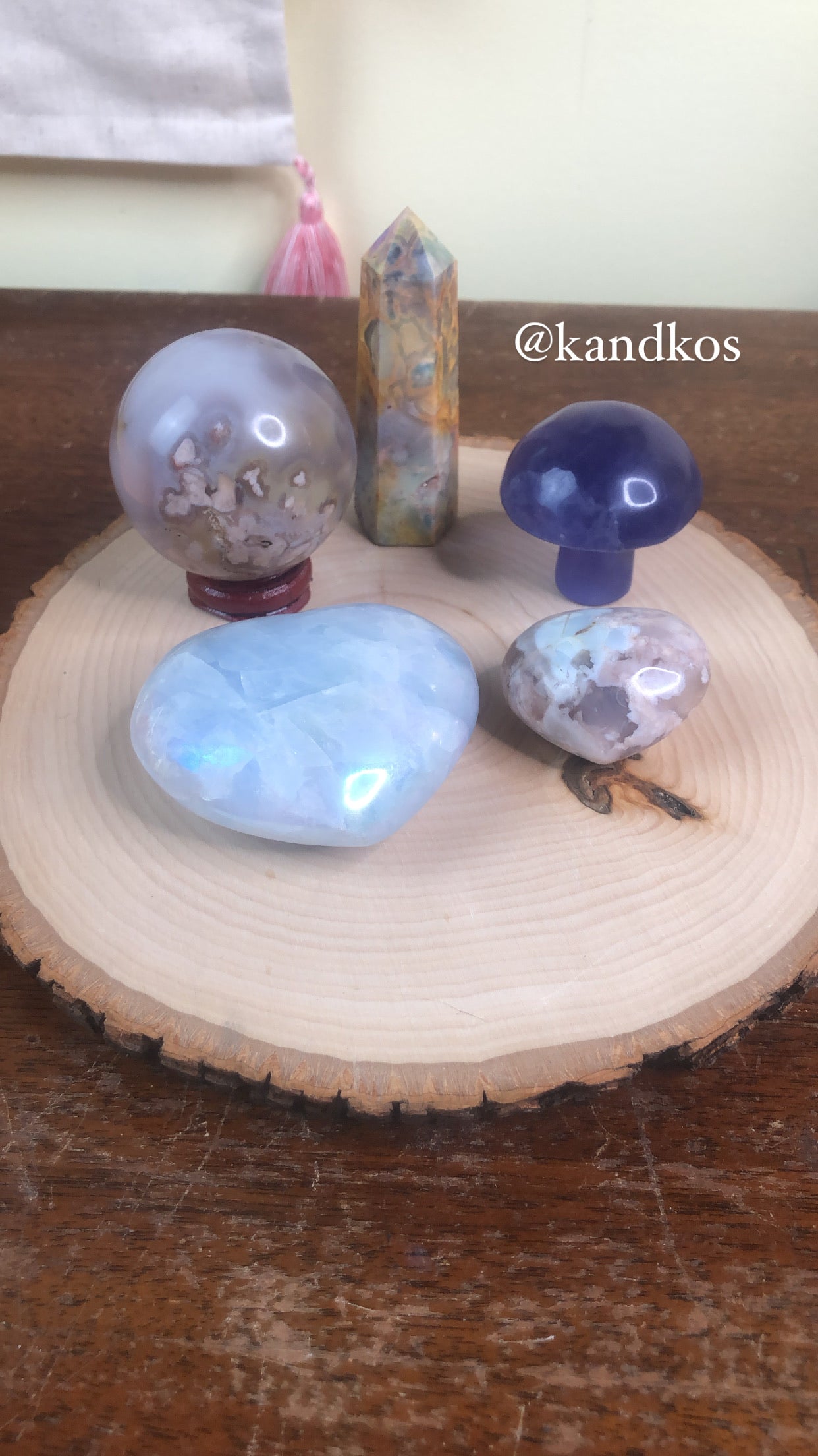 Crystal bundle for @kandkos