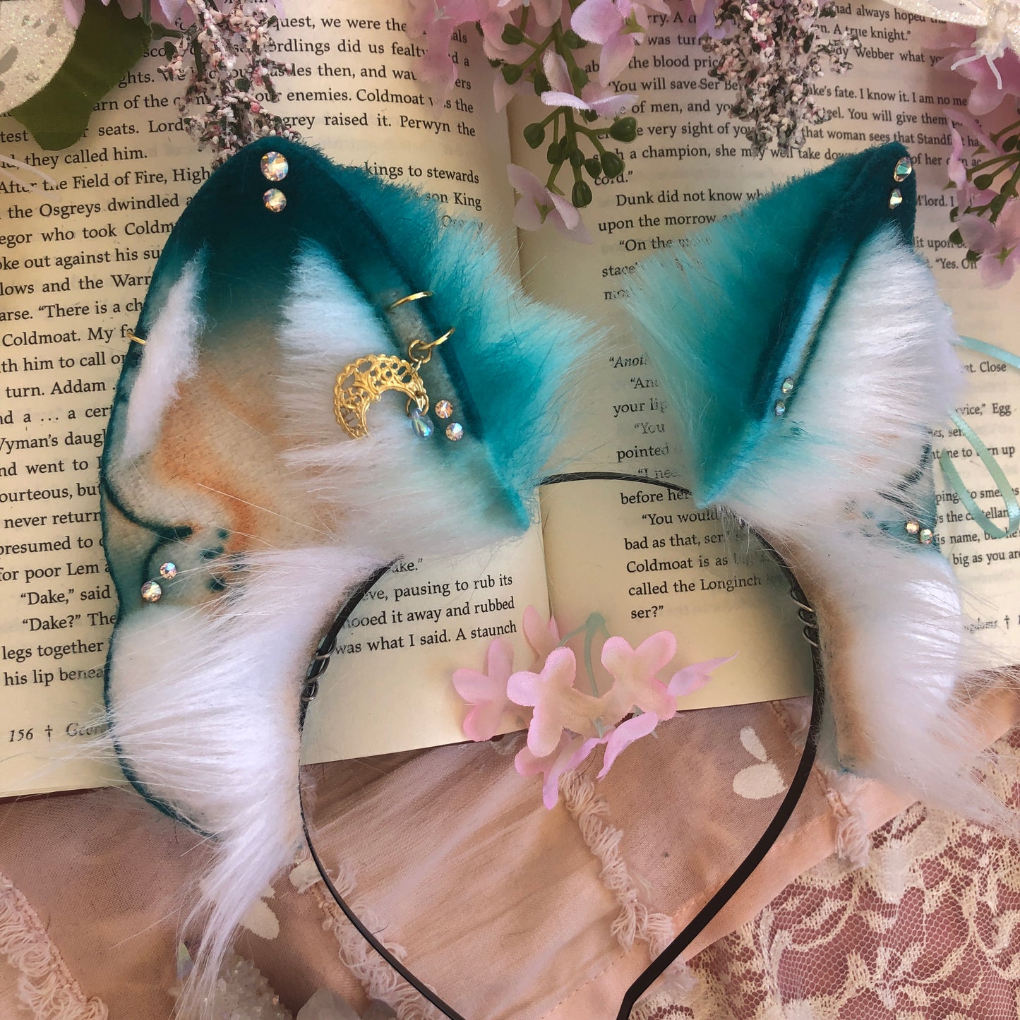 ‘Lunar Dust’ Wolf Ears ✨🌿