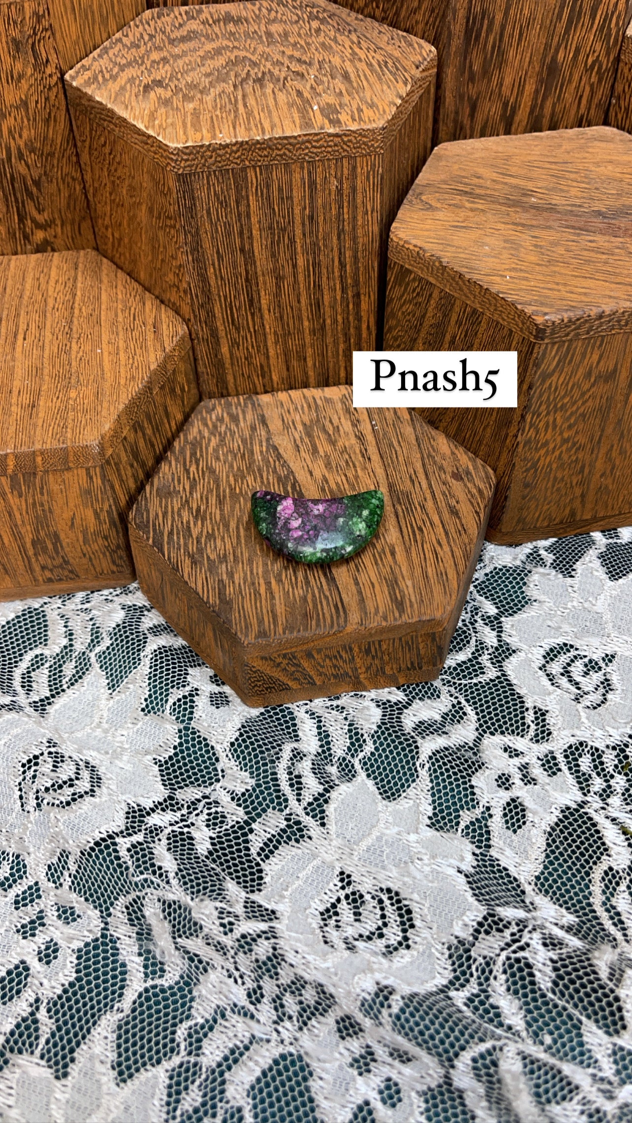 Crystal bundle for @Pnash5