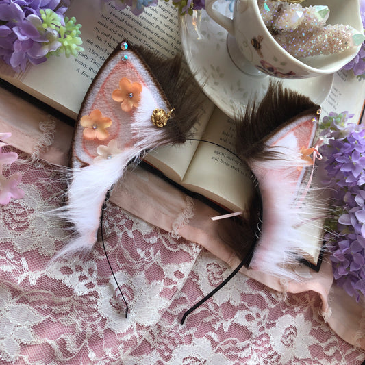 “Adorned in Flowers” White Kitten Ears ✨🌿