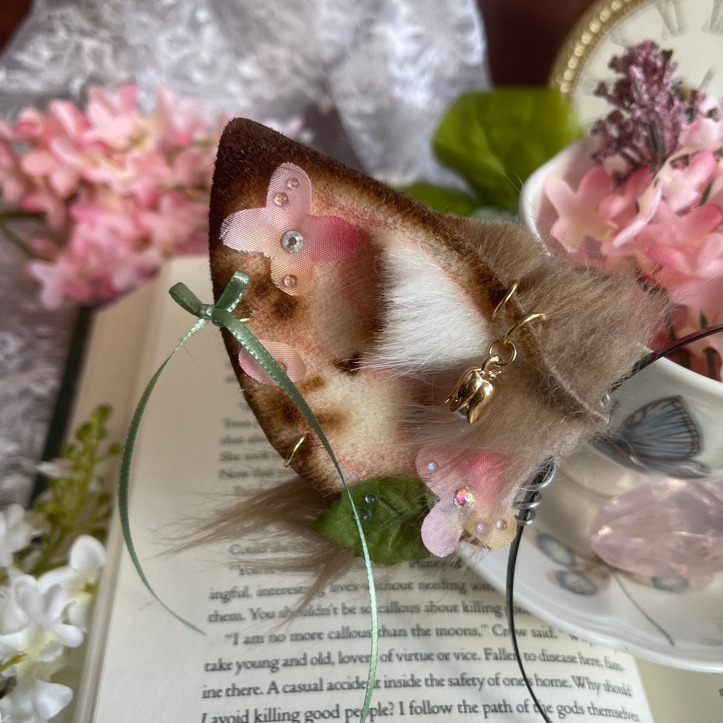 Petal Cascade - Taupe Fawn Ears ✨🌷
