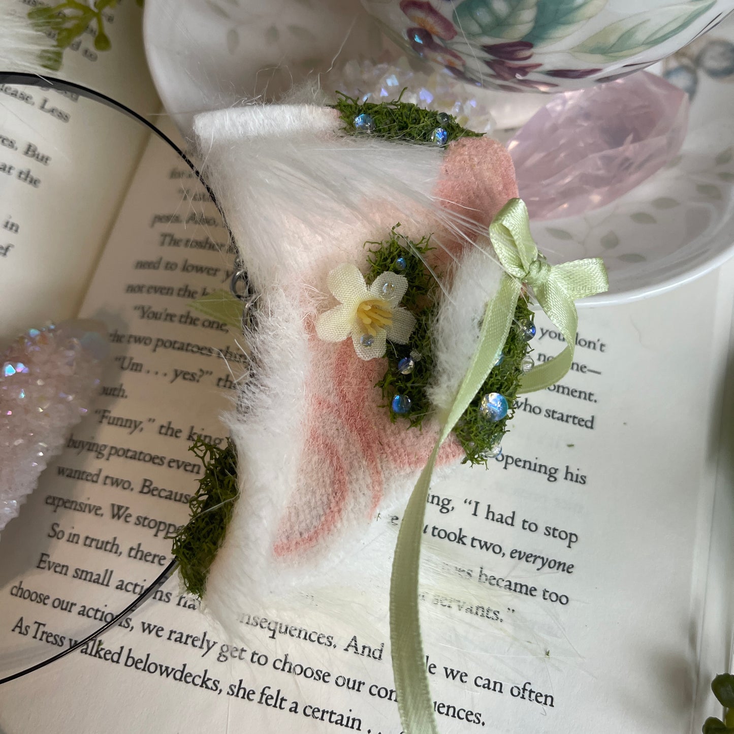 Whispering Woods - White Foxkit Ears ✨🌷