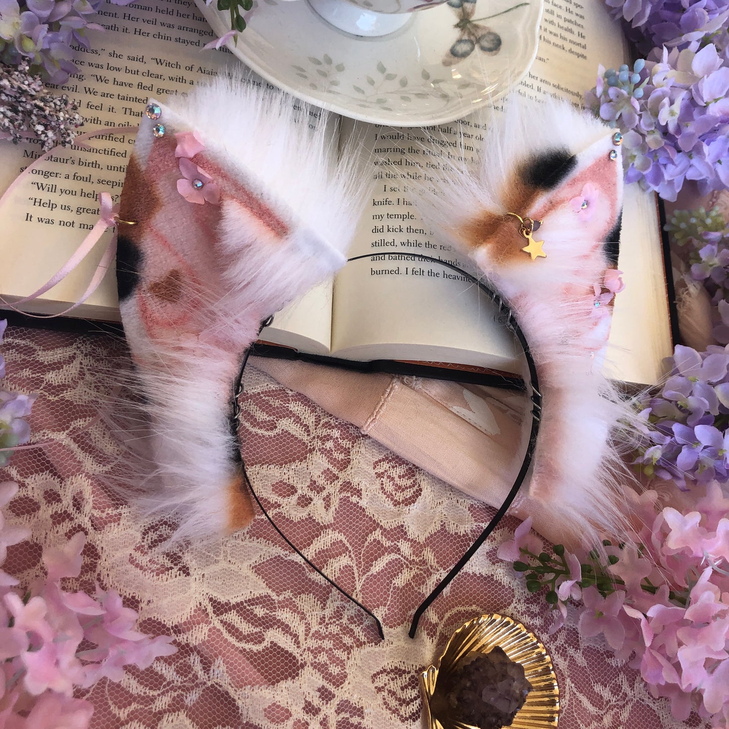 “Adorned in Flowers” Calico Kitten Ears ✨🌿
