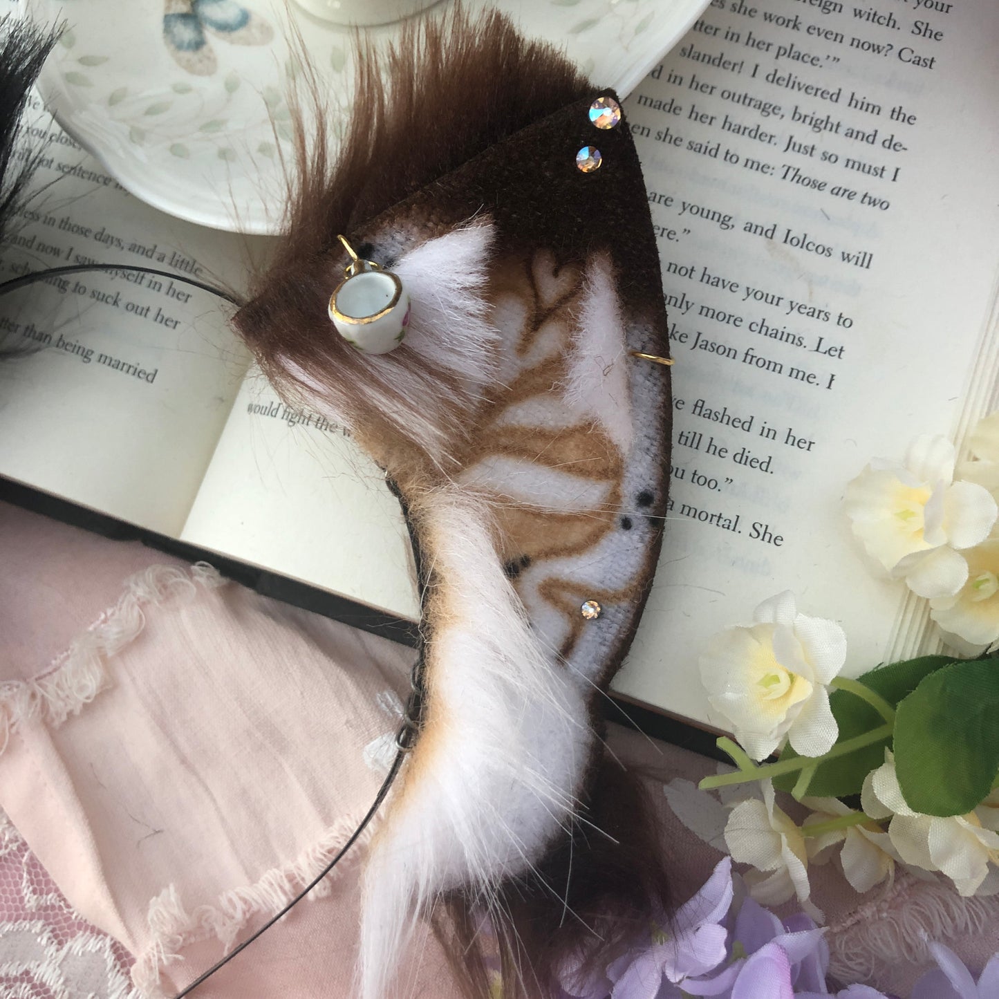 Mismatched Latte Fox Kit Ears ✨🌿