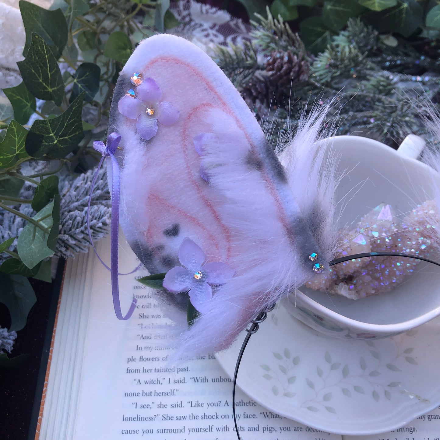 ‘Crestfallen’ Grey Speckled Bunny Ears ✨🍃