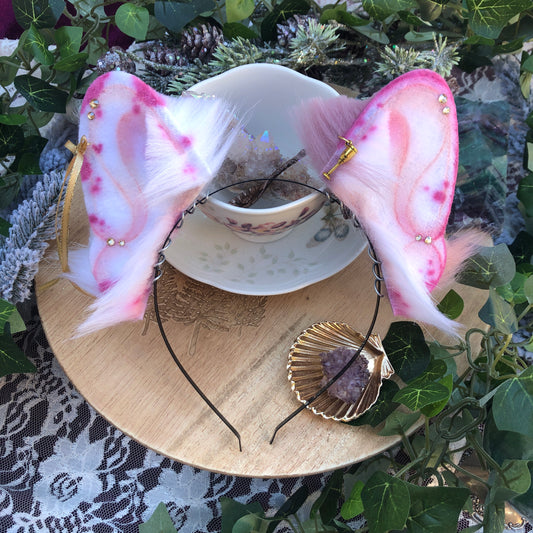 ‘Cornelia’ Vintage Rose Frenchie Ears ✨🍃