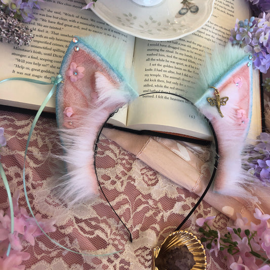 “Adorned in Flowers” Aqua Kitten Ears ✨🌿