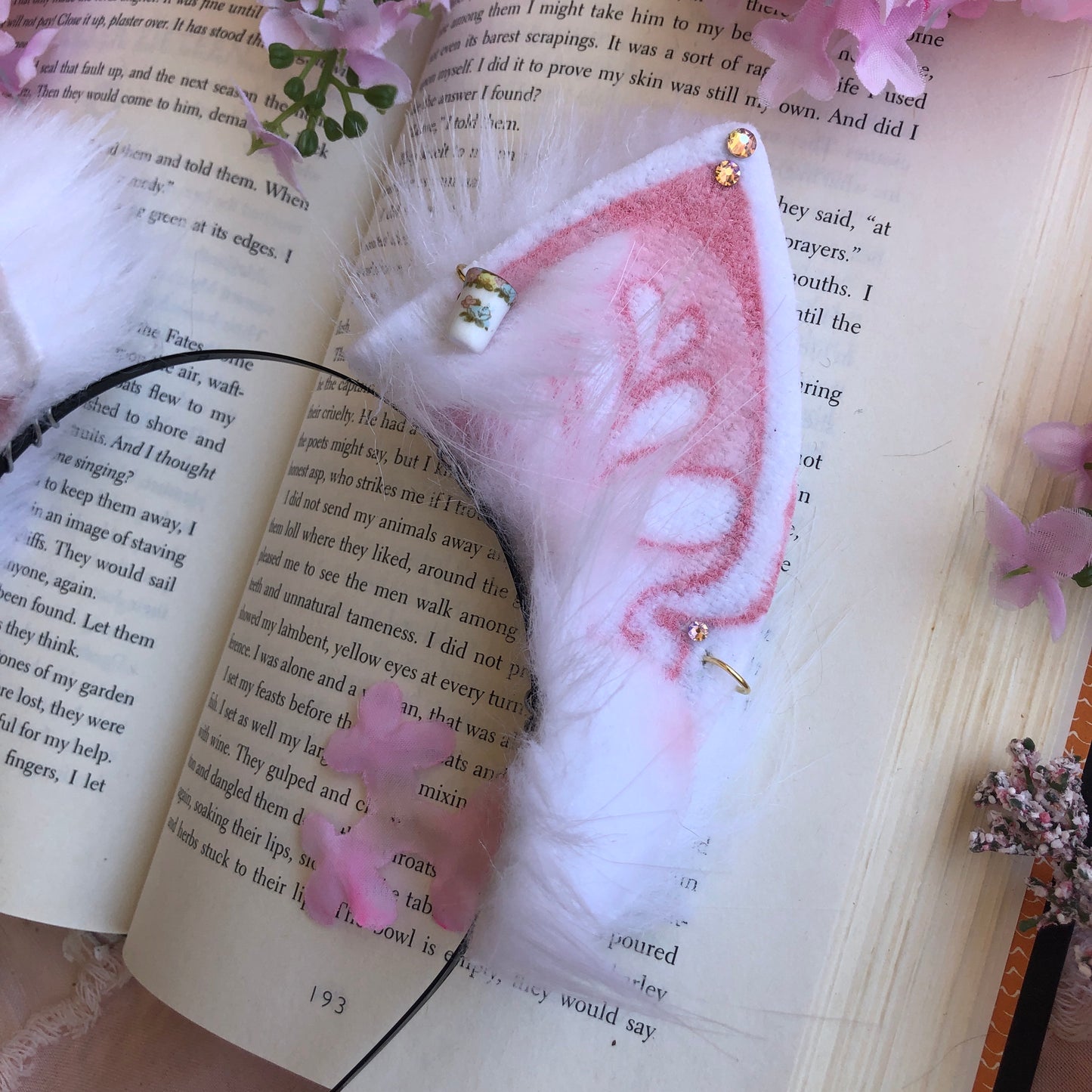 “Rose Petal Latte” Kitten Ears ✨🌿