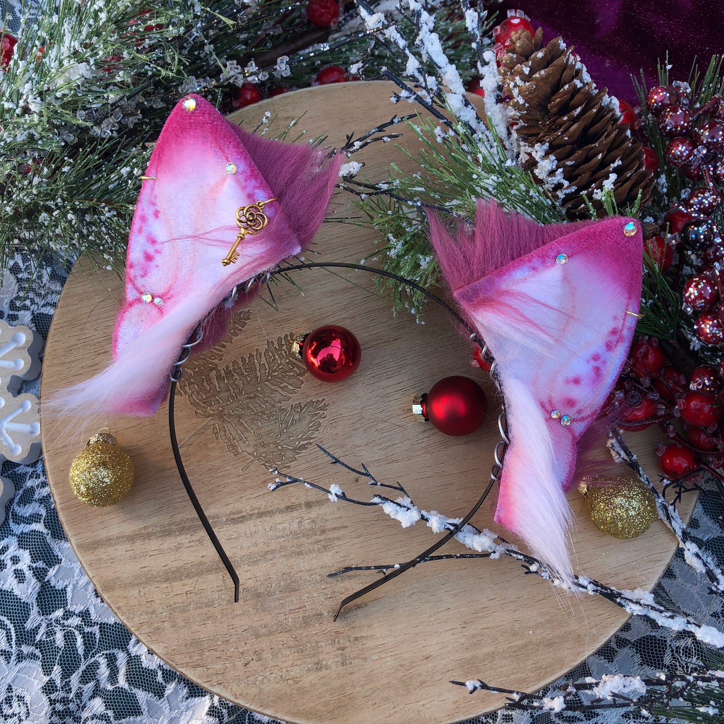 Cranberry Small Feline Ears ✨🌿