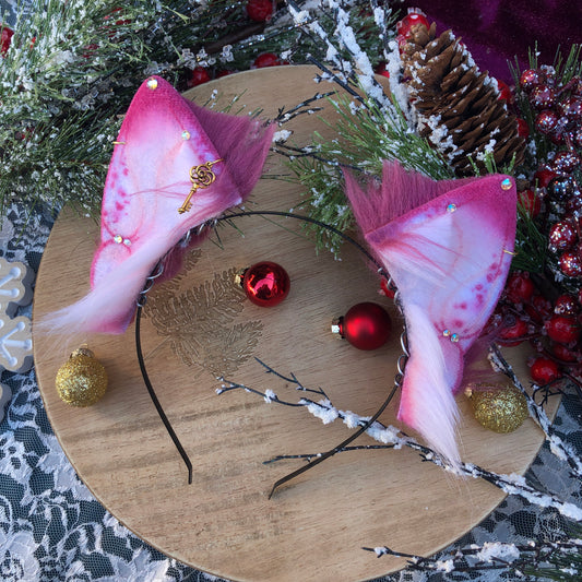Cranberry Small Feline Ears ✨🌿