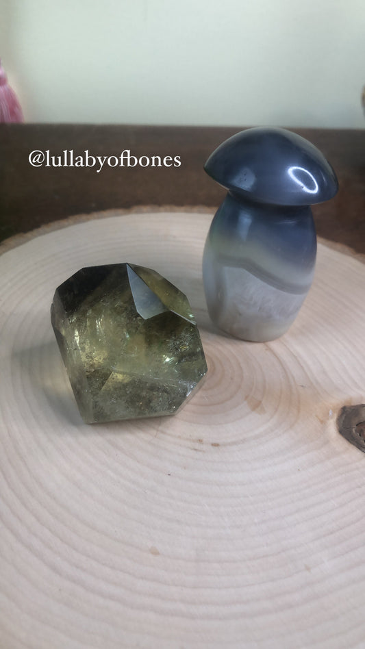 Crystal bundle for @lullabyofbones
