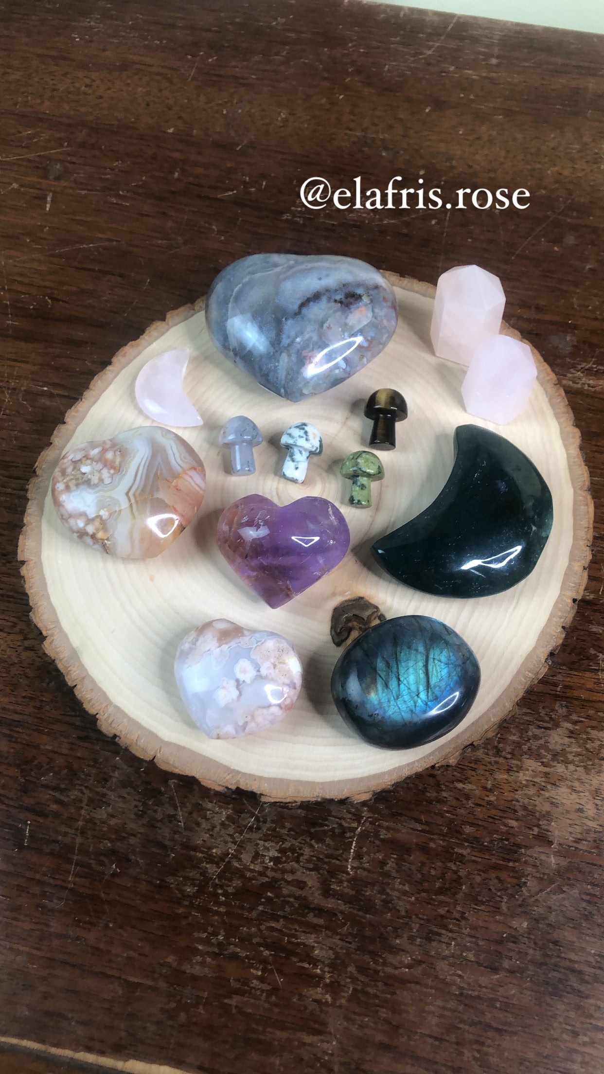 Crystal bundle for @elafris.rose