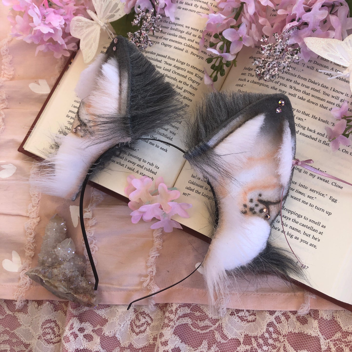 ‘Smokey Grey’ Wolf Ears ✨🌿