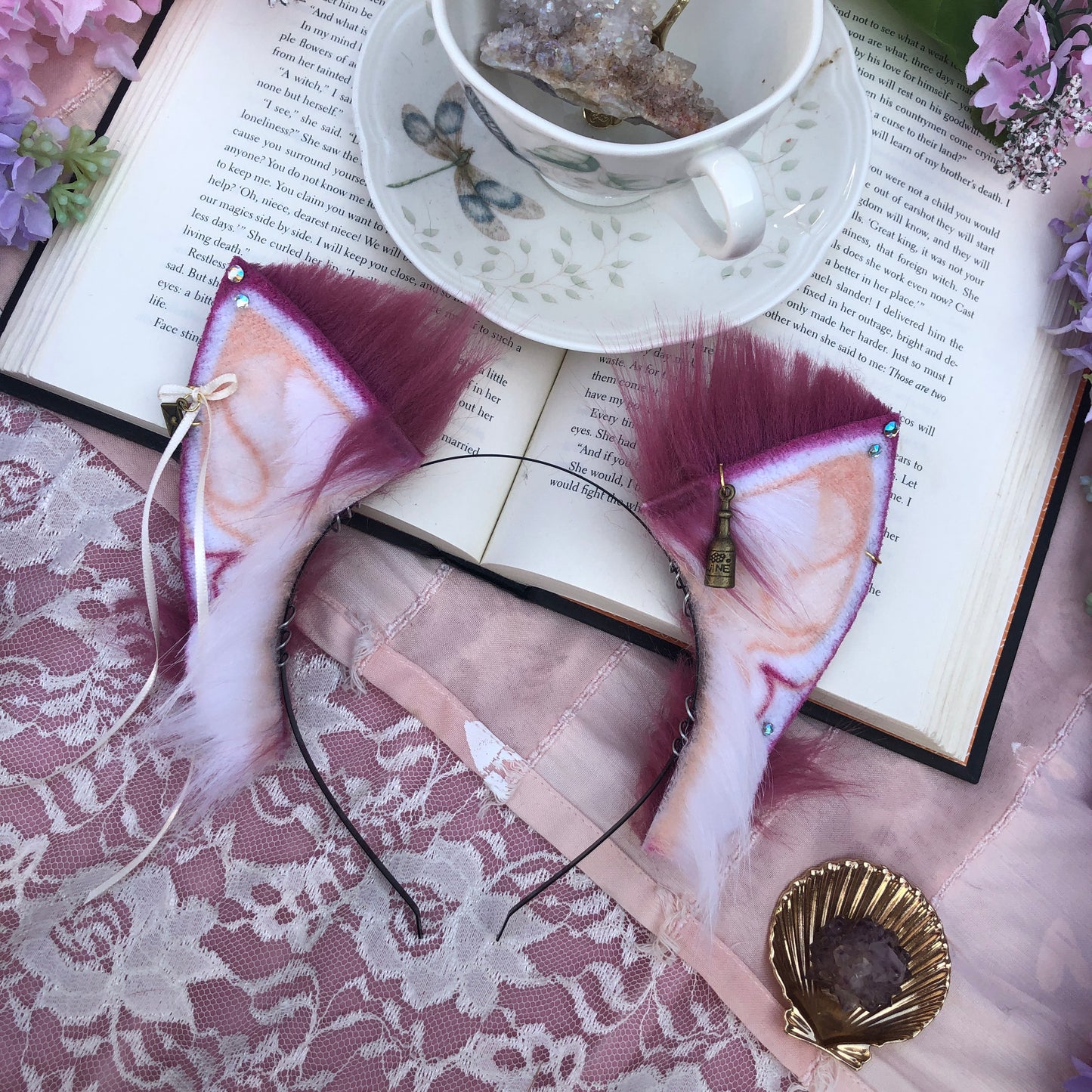 ‘August’ Kitten Ears ✨🌿