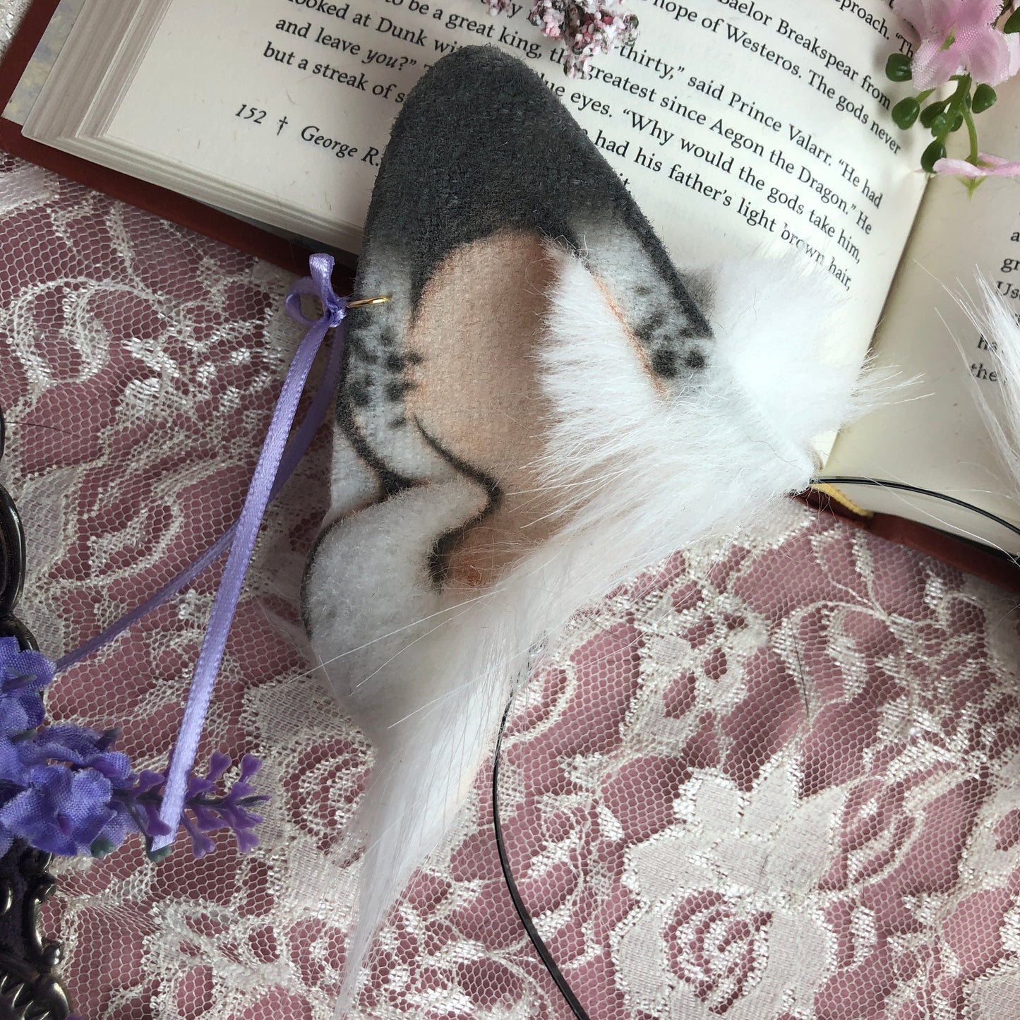 Grey Feline Ears✨🌿